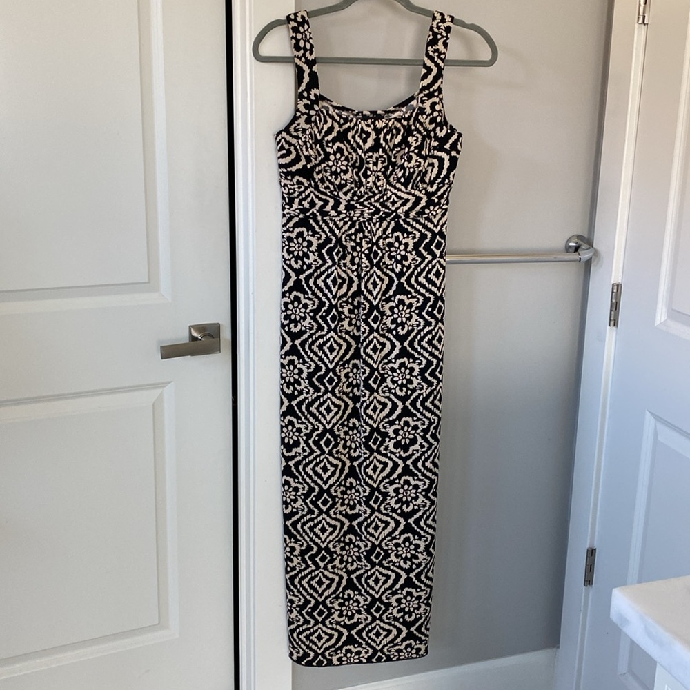 Enfocus Petites Maxi with Built in bra size 6 petite